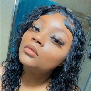 Meet your Posher, Moe